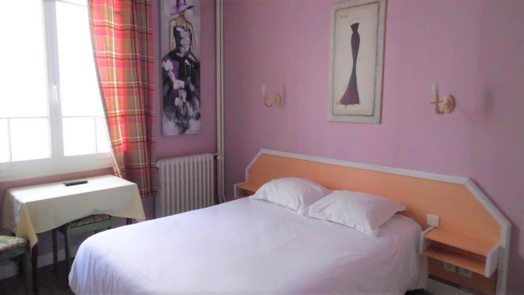 Hotel Le Reynita Trouville-sur-mer Exteriör bild