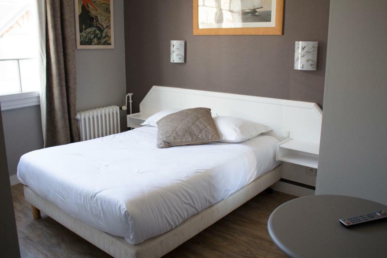 Hotel Le Reynita Trouville-sur-mer Exteriör bild