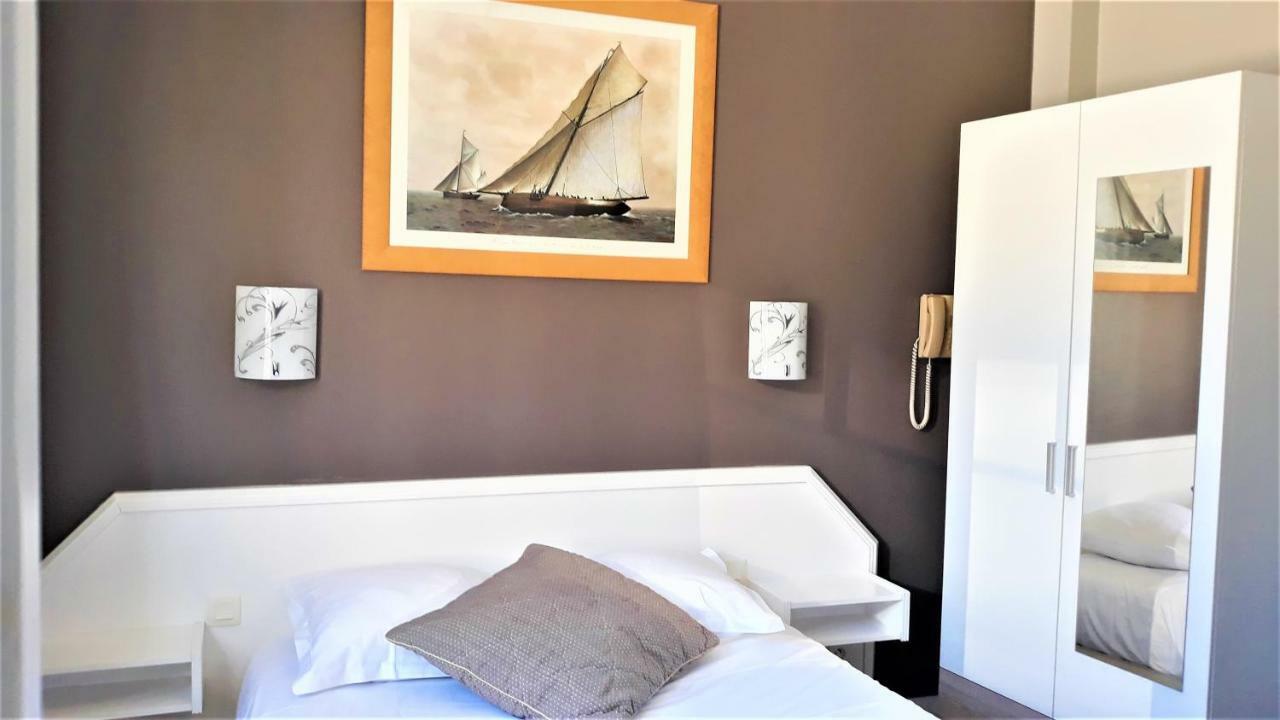 Hotel Le Reynita Trouville-sur-mer Exteriör bild